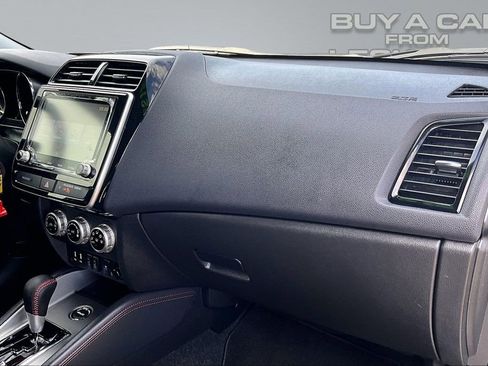 Used 2024 Mitsubishi Outlander Sport LE AWD/4WD image 17