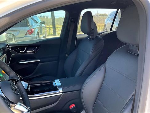 New 2026 Mercedes-Benz GLC 300 GLC 300 image 17