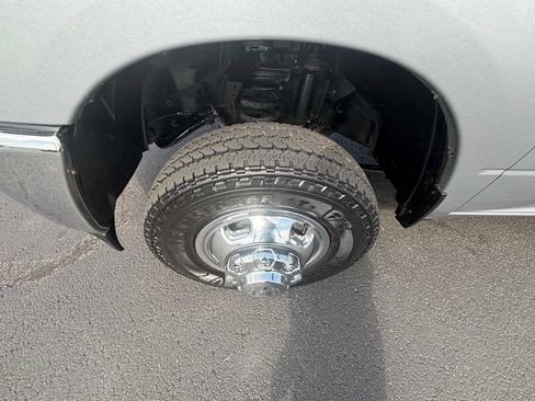 Used 2022 RAM 3500 Tradesman image 11