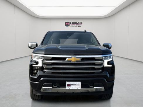New 2026 Chevrolet Silverado 1500 High Country w/ High Country Premium Package image 2