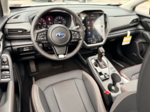 Certified 2025 Subaru Crosstrek 2.5i Limited w/ Crosstrek Mirror Package image 4