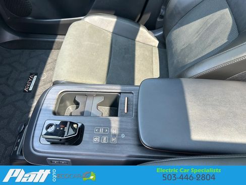 Used 2023 Nissan Ariya FWD image 27