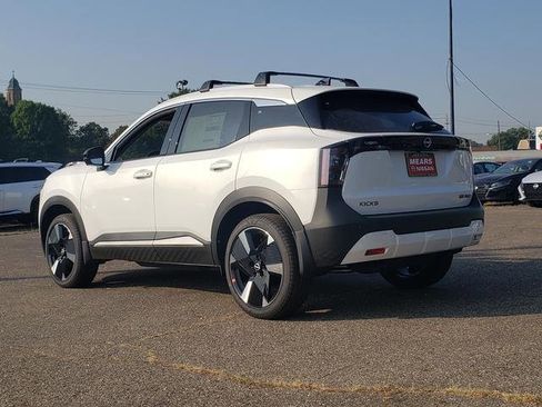 New 2026 Nissan Kicks SR w/ Cold Weather Package image 4