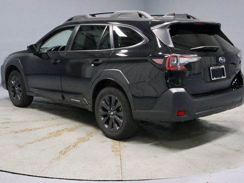 Used 2025 Subaru Outback Onyx Edition image 9