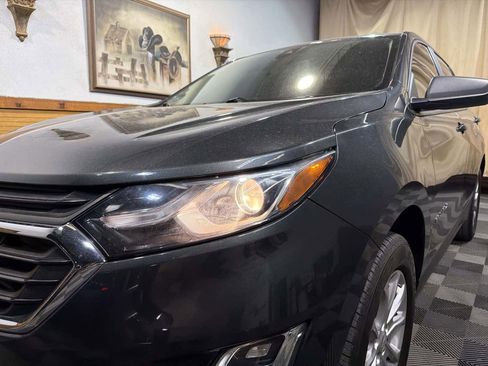 Used 2020 Chevrolet Equinox LS image 8