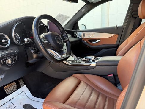 Used 2019 Mercedes-Benz GLC 43 AMG 4MATIC image 15