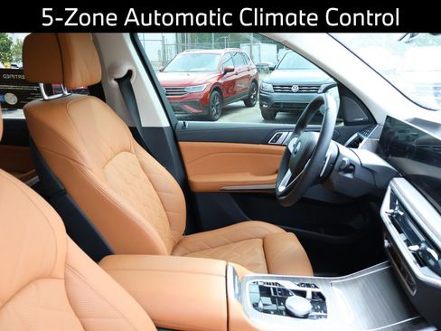 Certified 2025 BMW X7 xDrive40i w/ Premium Package AWD/4WD image 10