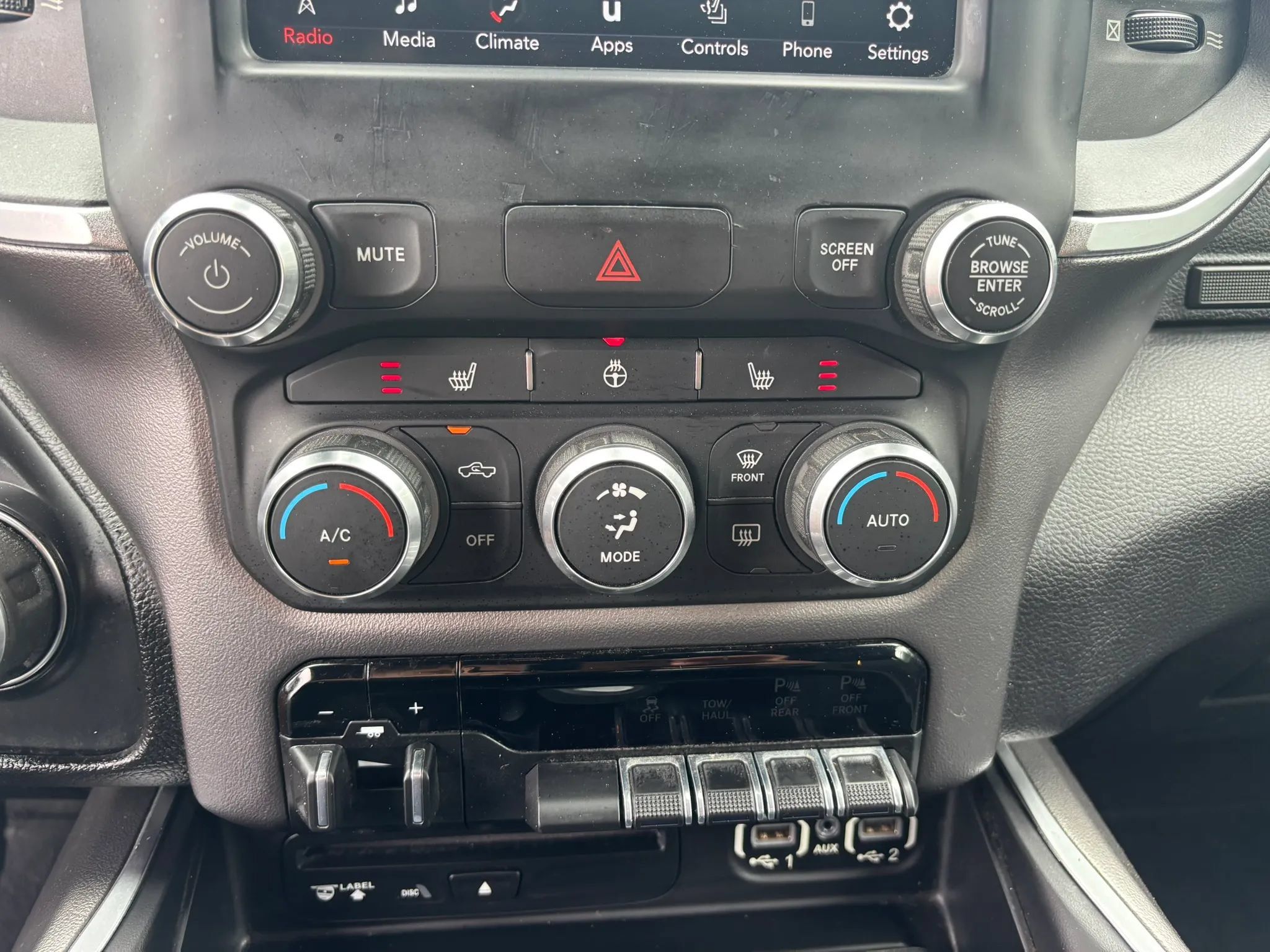 Used 2019 RAM 1500 Big Horn AWD/4WD image 17