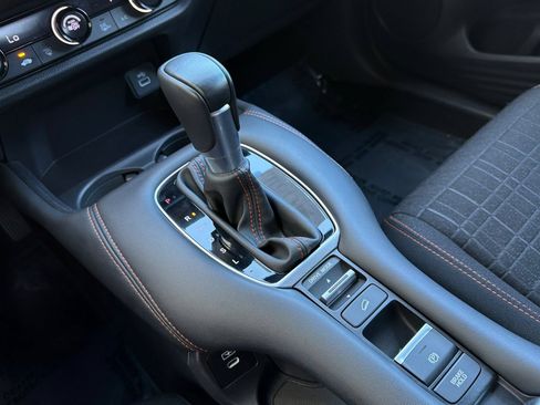 Certified 2025 Honda HR-V Sport image 21