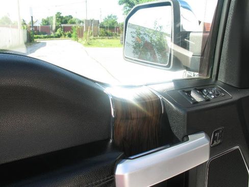 Used 2020 Ford F150 Lariat w/ Equipment Group 502A Luxury AWD/4WD image 57