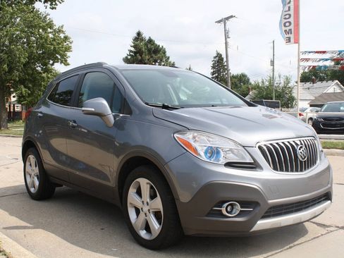 Used 2015 Buick Encore Convenience FWD image 4
