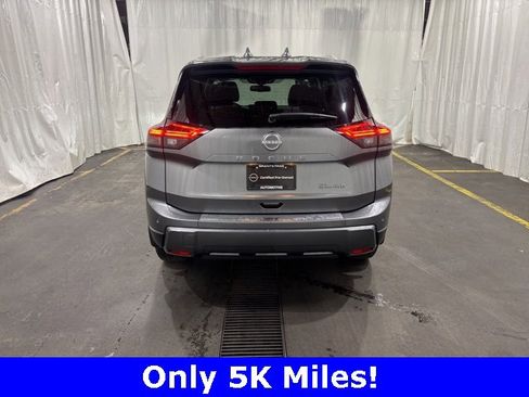 Certified 2025 Nissan Rogue SL w/ Tech Package image 3