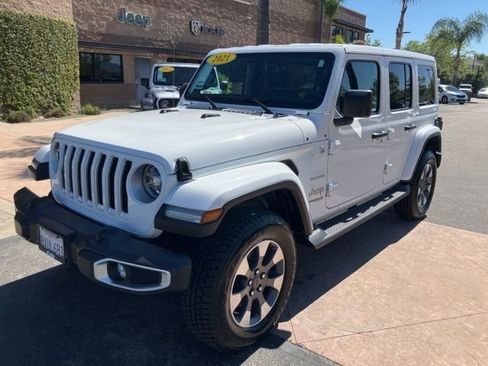 Used 2021 Jeep Wrangler Unlimited Sahara image 2