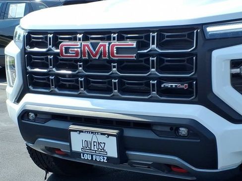 Used 2025 GMC Canyon AT4 w/ Nightfall Edition AWD/4WD image 33