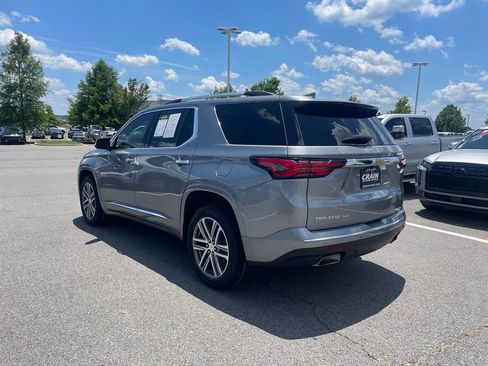 Used 2023 Chevrolet Traverse High Country AWD/4WD image 5