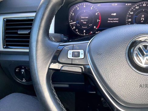 Used 2018 Volkswagen Atlas SEL Premium image 10