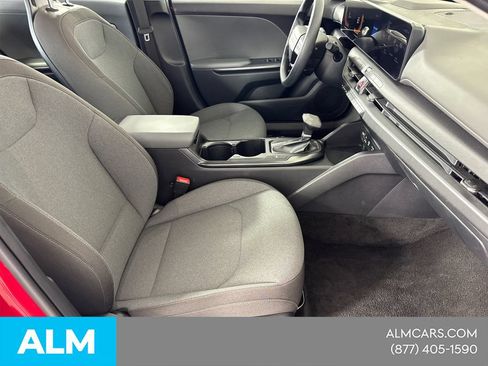 Used 2025 Kia K4 FWD image 16