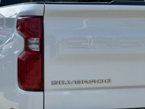 Used 2024 Chevrolet Silverado 1500 LT Trail Boss w/ Protection Package AWD/4WD image 6