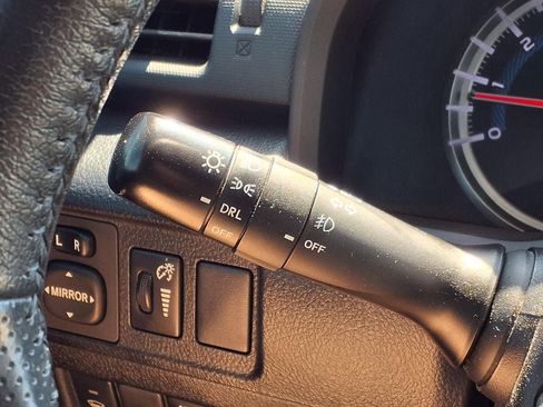 Used 2019 Toyota 4Runner TRD Off-Road AWD/4WD image 14