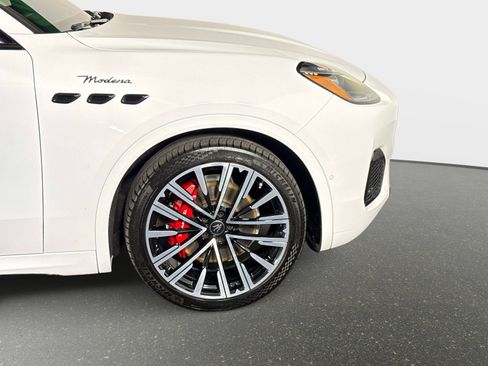 Used 2023 Maserati Grecale Modena image 22