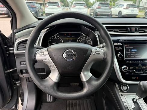 Used 2015 Nissan Murano S AWD/4WD image 18