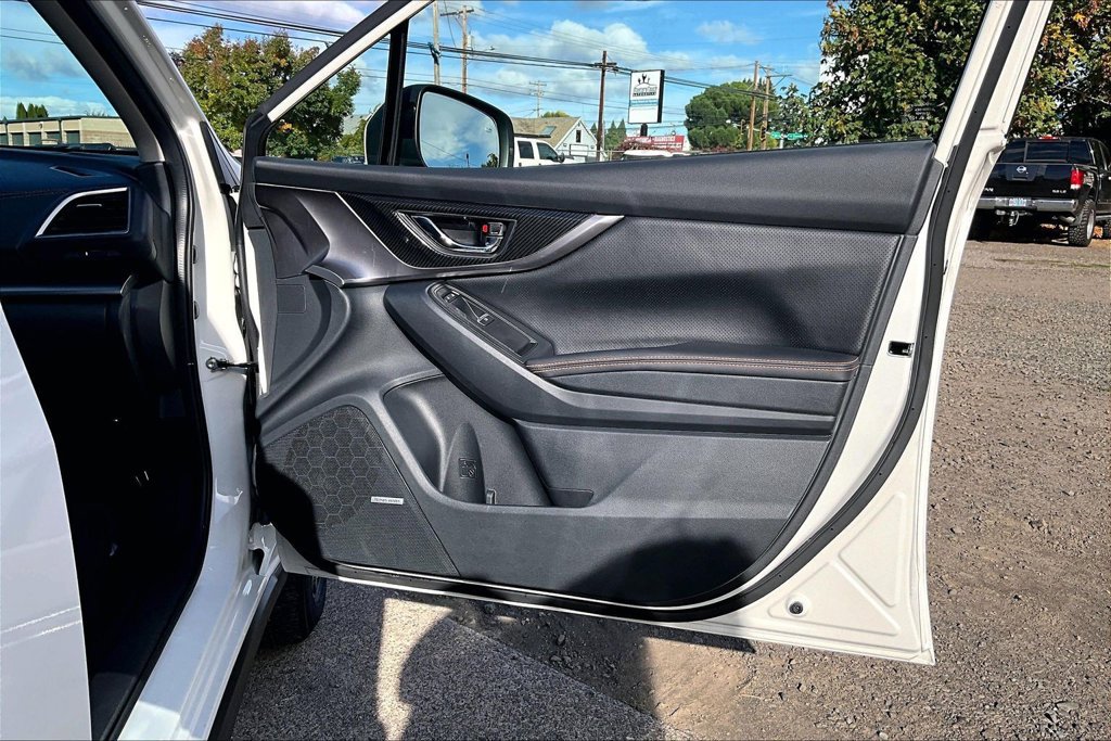Used 2019 Subaru Crosstrek 2.0i Limited w/ Moonroof Package w/Navigation AWD/4WD image 23