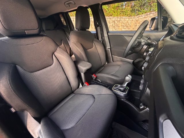 Used 2020 Jeep Renegade Sport FWD image 27