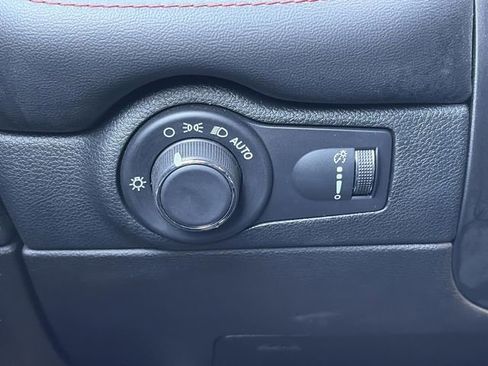 Used 2024 Dodge Durango GT image 22