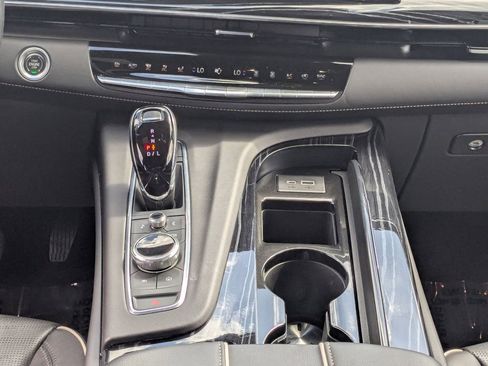 Used 2022 Cadillac Escalade Sport image 6