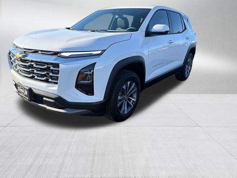 New 2026 Chevrolet Equinox LT w/ Convenience Package II image 4