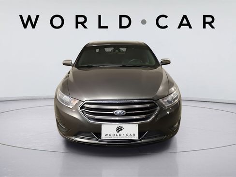 Used 2019 Ford Taurus Limited image 1