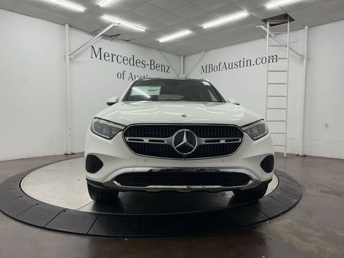 New 2026 Mercedes-Benz GLC 300 4MATIC image 2