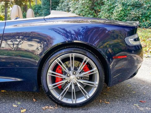 Used 2015 Aston Martin DB9 Volante image 5