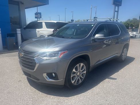 Used 2020 Chevrolet Traverse Premier image 1