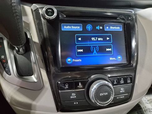 Used 2016 Honda Odyssey Touring image 35