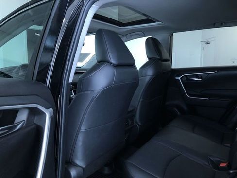 Certified 2022 Toyota RAV4 XLE Premium image 11