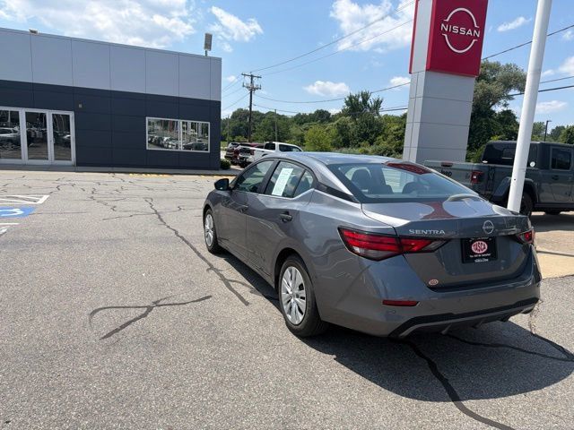 Used 2024 Nissan Sentra S FWD image 7