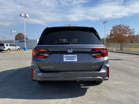 New 2026 Honda Odyssey Elite image 4