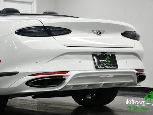 Used 2025 Bentley Continental GT Speed image 18