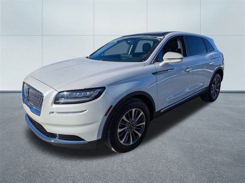 Used 2022 Lincoln Nautilus Reserve image 7