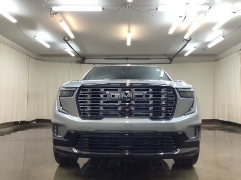 New 2026 GMC Acadia Denali Ultimate AWD/4WD image 11