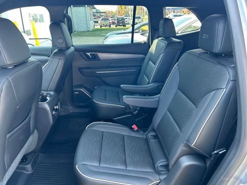 New 2026 Buick Enclave Sport Touring w/ LPO, Floor Liner Package image 27