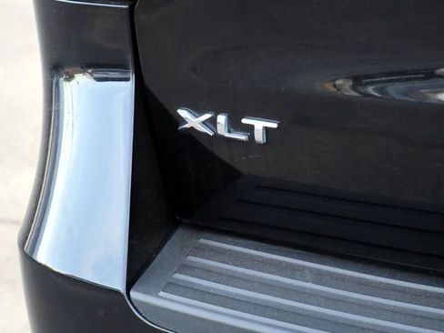 Certified 2023 Ford Expedition XLT image 16