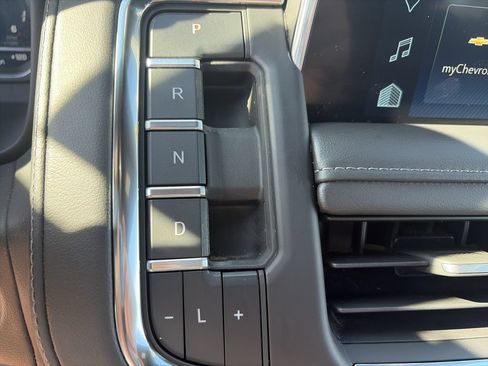 Used 2023 Chevrolet Tahoe LT w/ LT Signature Plus Package AWD/4WD image 28