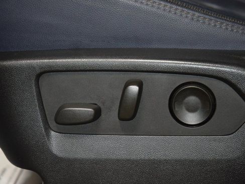 Used 2022 Chevrolet Silverado 1500 High Country w/ High Country Premium Package image 42