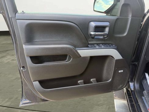 Used 2017 Chevrolet Silverado 1500 LT w/ Midnight Edition image 14