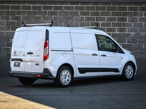 Used 2014 Ford Transit Connect XLT image 3