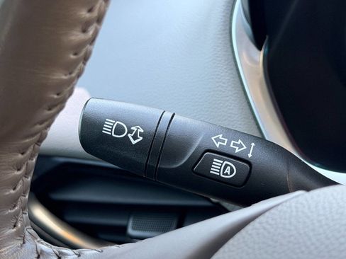 Used 2019 Chevrolet Traverse Premier w/ Driver Confidence II Package image 40