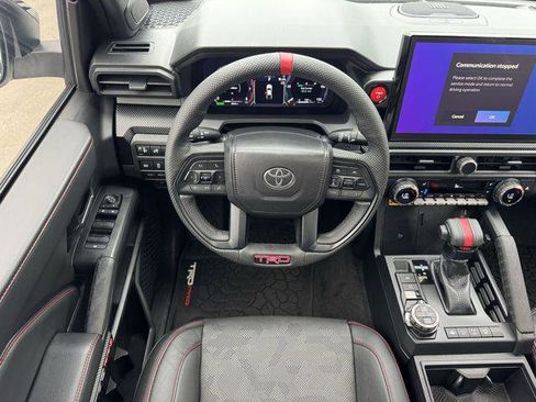 Certified 2025 Toyota Tacoma TRD Pro AWD/4WD image 13