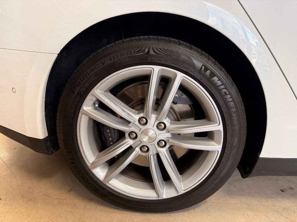 Used 2016 Tesla Model S 85 RWD image 46
